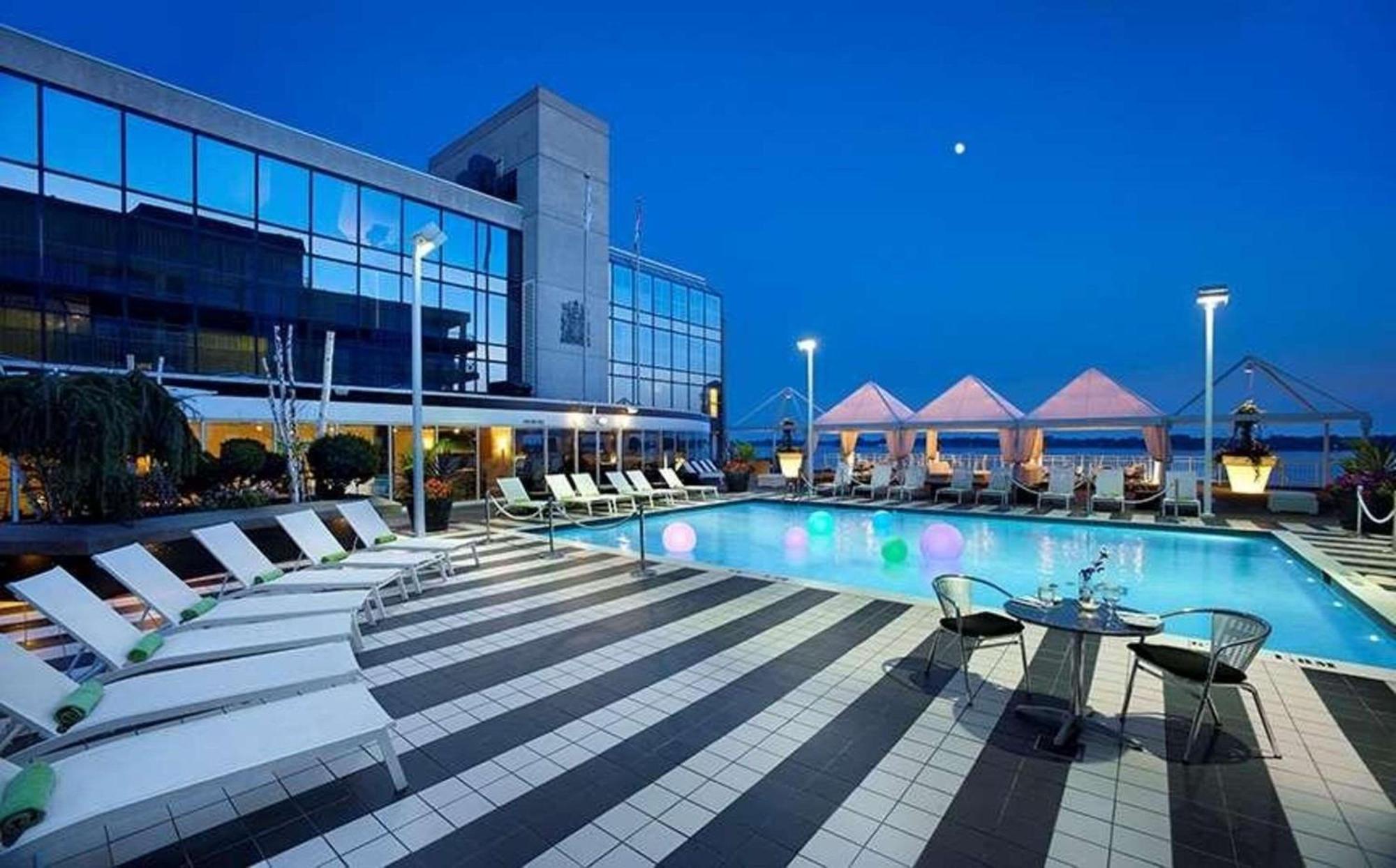 Radisson Blu Toronto Downtown Hotel Luaran gambar