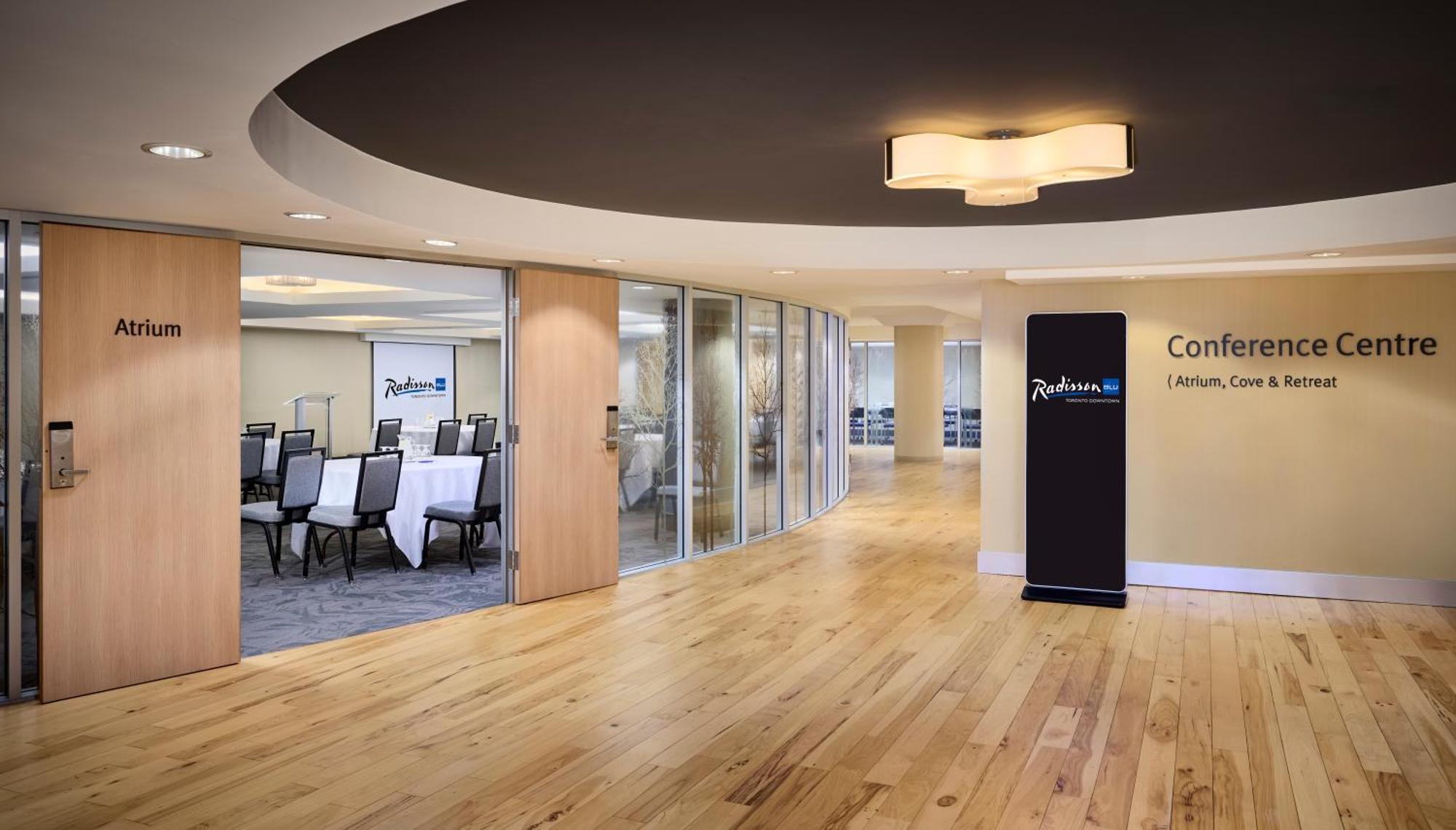 Radisson Blu Toronto Downtown Hotel Luaran gambar